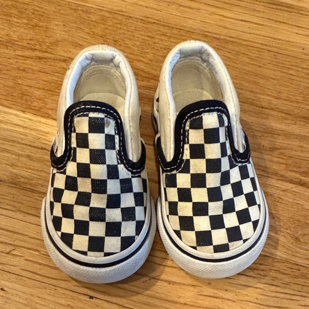Vans Toddler Classic Slip-On V Checkerboard Shoe